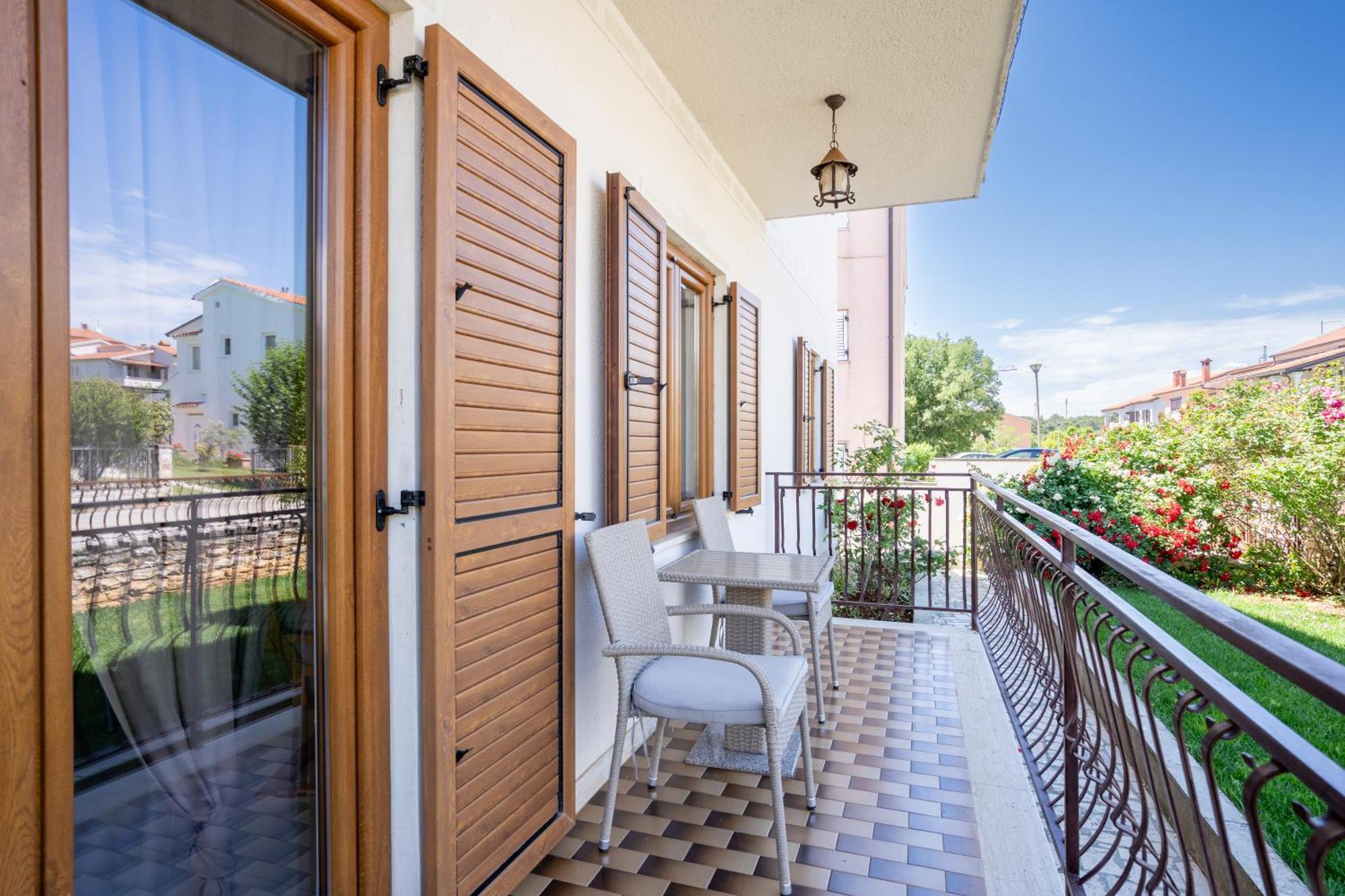 Apartments Maras Porec Ngoại thất bức ảnh