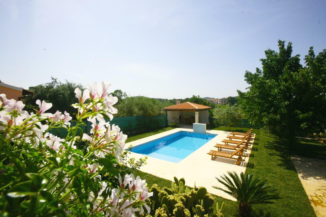 Apartments Maras Porec Ngoại thất bức ảnh